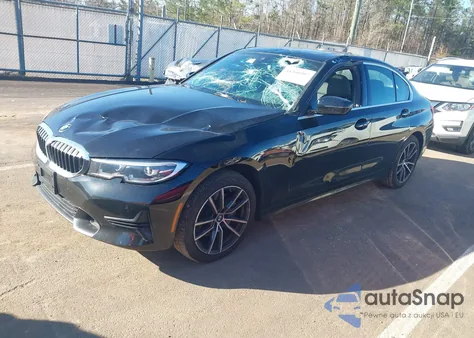 2021 BMW 330I xDrive z USA, uszkodzony, nr VIN 3MW5R7J06M8B71752